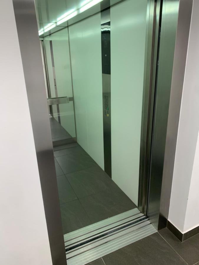 Tri-City Central Гданск Екстериор снимка